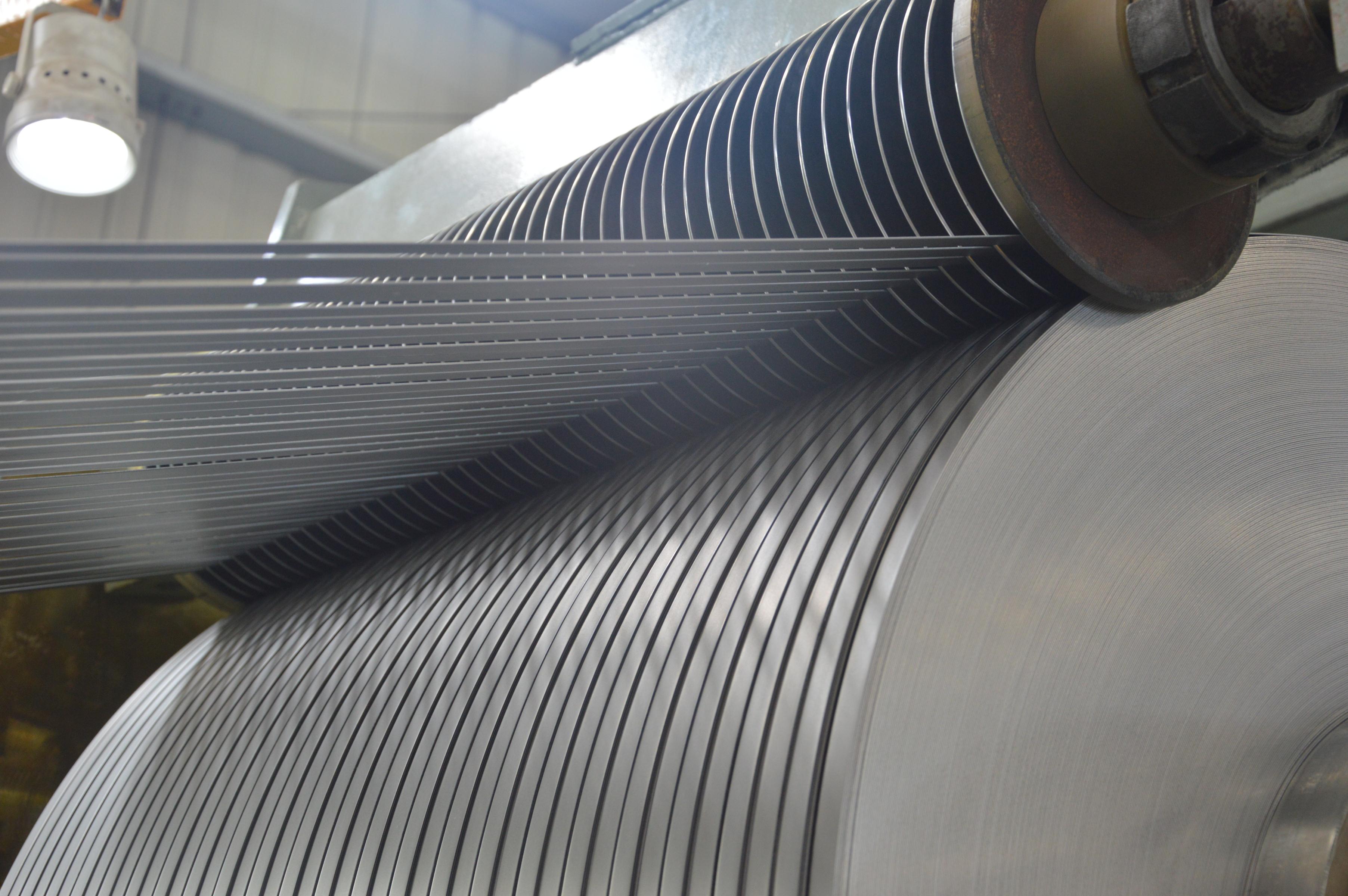 收卷机及分割设备